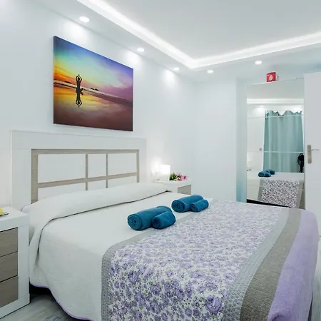 Апартаменты Fantastic Americas Heart Арона